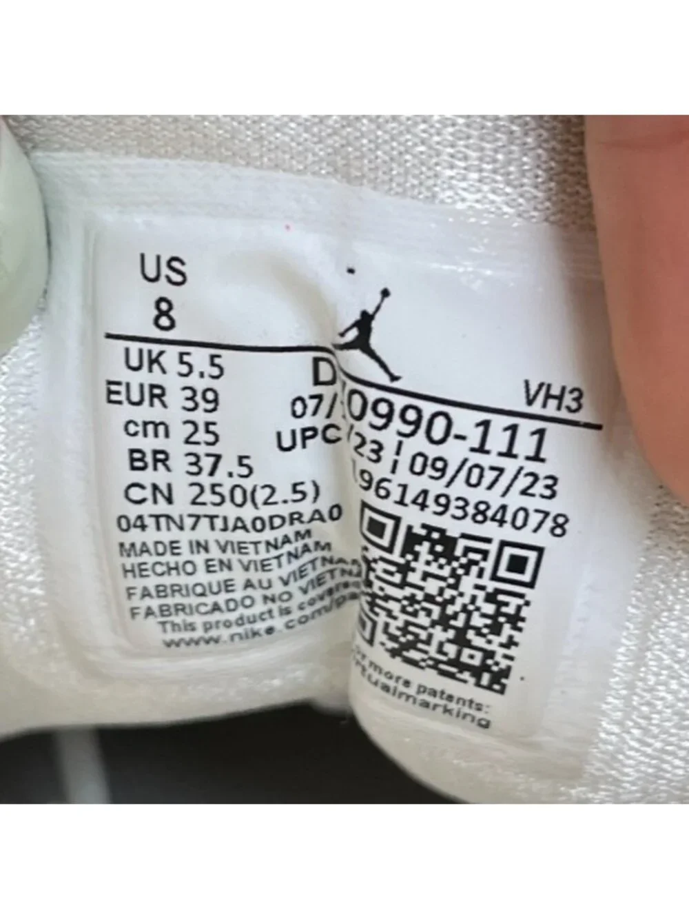 Nike Air Jordan 1 Low Womens Size 8 Triple White Athletic Leather Shoes Sneakers